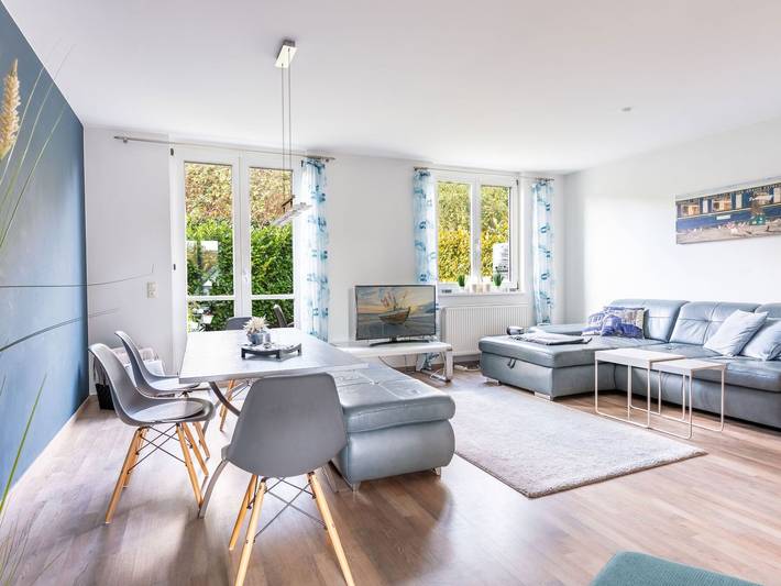 Ferienhaus für 6 Personen, mit Balkon und Terrasse sowie Garten in Binz
