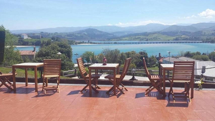 Casa rural para 2 personas, con Terraza además de Jardín y Vistas al lago en Val de San Vicente - 2