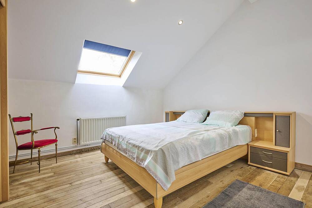Geräumiges Ferienhaus mit einer Terrasse in Geetbets, Flämisch-Brabant