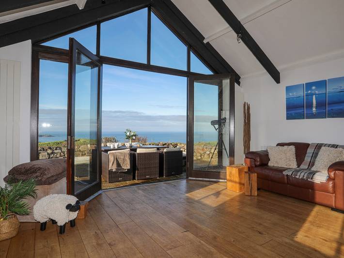Holiday rental for 6 people in Nefyn