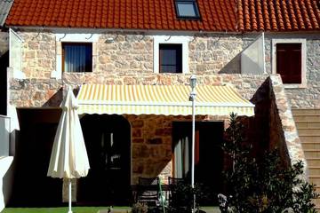Ferienhaus für 3 Personen, mit Balkon/Terrasse in Grad Šibenik
