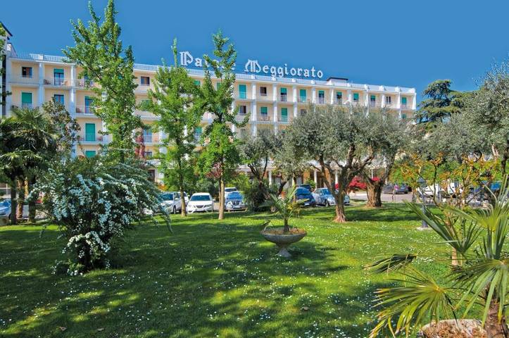 Hotel per 2 persone, con Balcone e Terrazza nonché Idromassaggio e Giardino a Abano Terme
