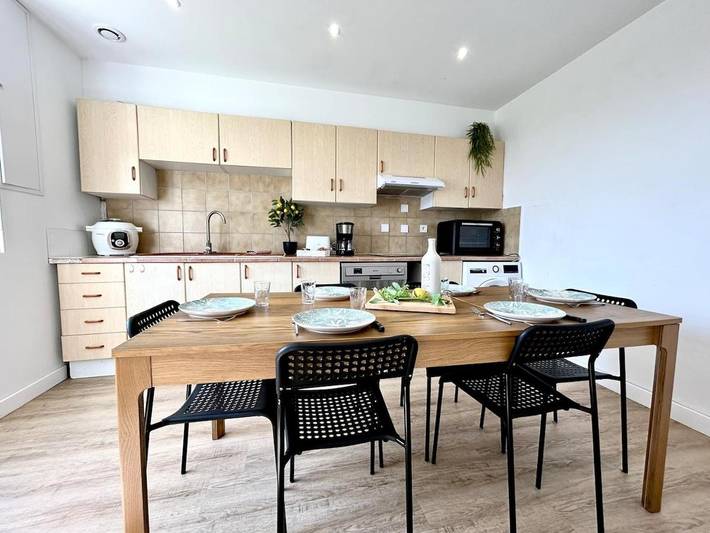 Location de vacances pour 4 personnes, avec jardin et vue, animaux acceptés à Saint-Caradec-Trégomel - 2