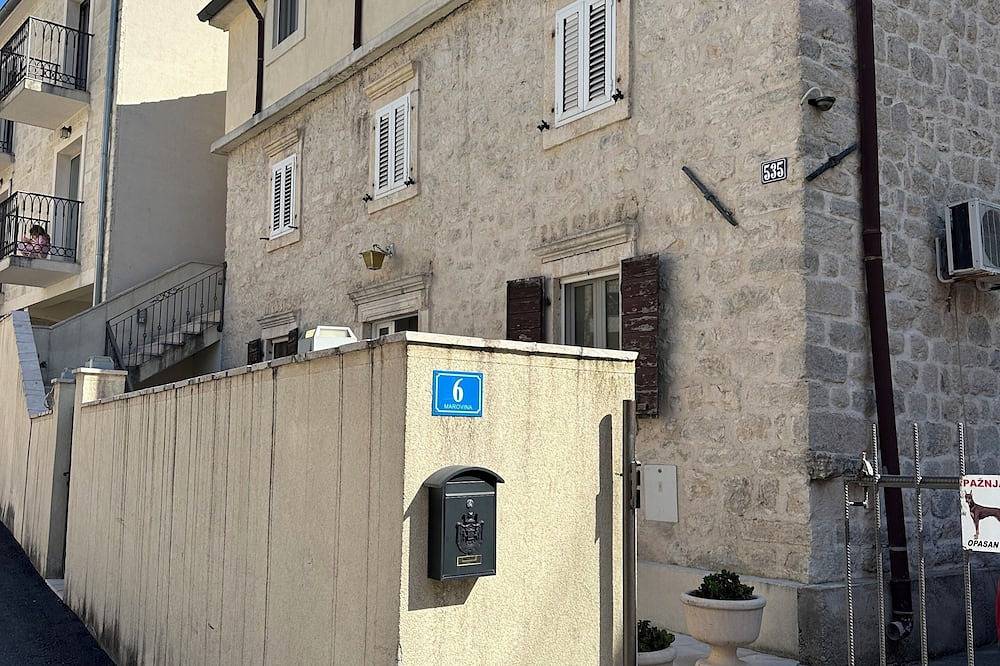 Ganze Wohnung, Studio Apartment Emi Kotor in Kotor, Boka Kotorska
