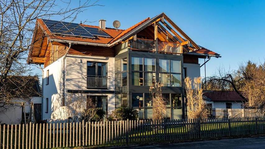 Ferienwohnung für 6 Personen, mit Balkon und Ausblick in Kirchanschöring