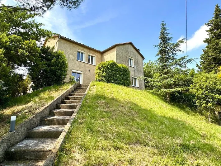 Casa de vacaciones para 10 personas, con terraza y vistas - 1