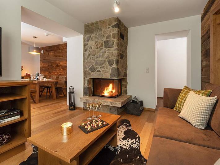 Haus Gertrud - Doubleroom Purpura in Lechtaler Alpen, Sankt Anton am Arlberg