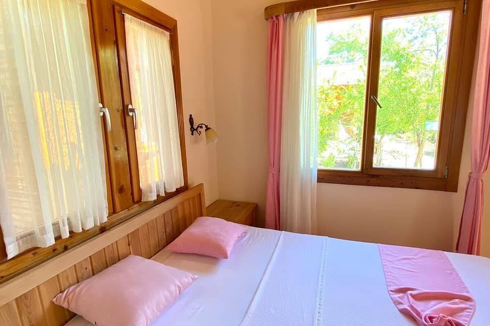 Unique Wood Villa and Breakfast in Kumluca, Provinz Antalya