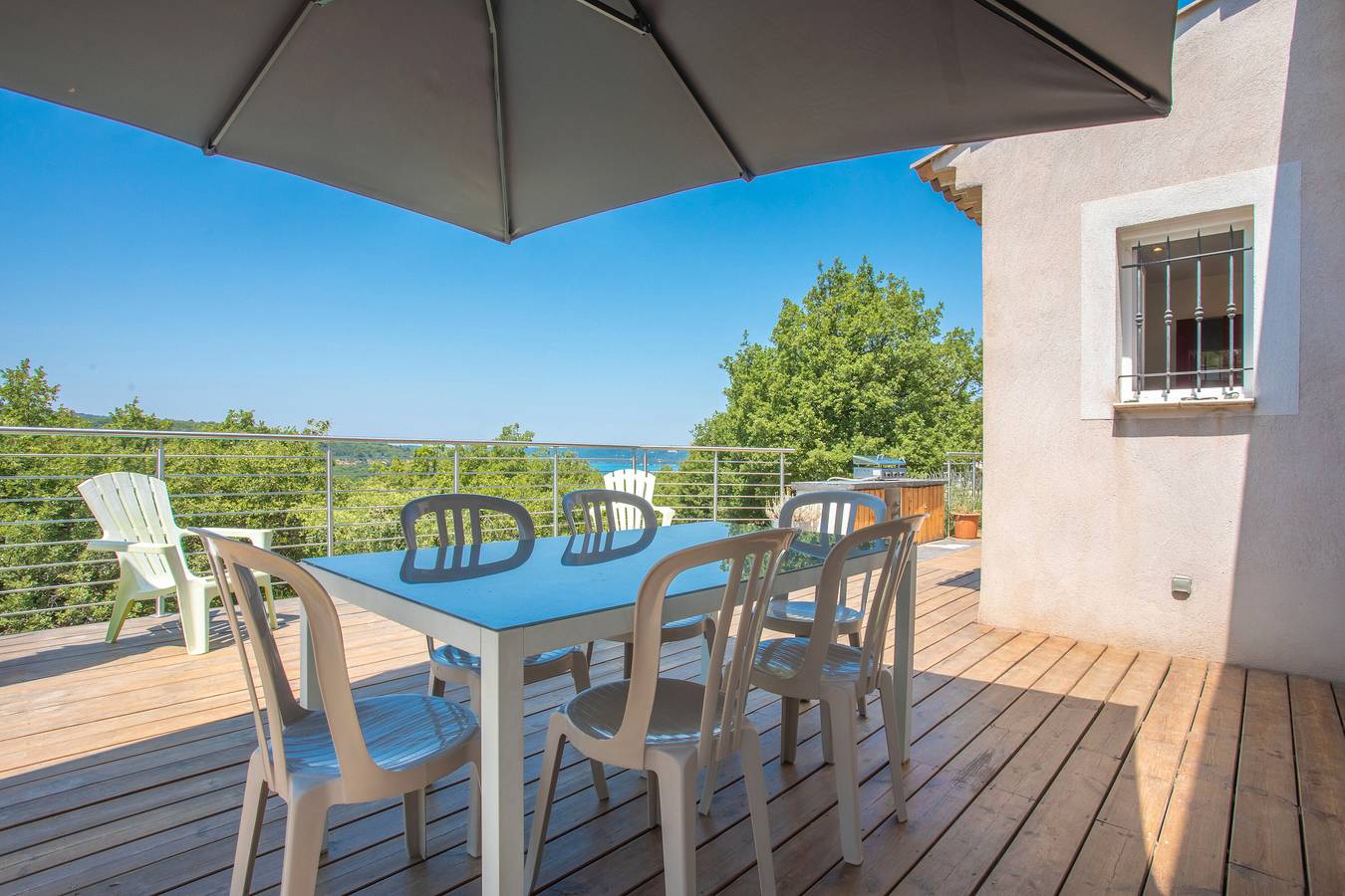 Villa 'Les Brés' mit Seeblick, privatem Pool und Wlan in Bauduen, Brignoles Region