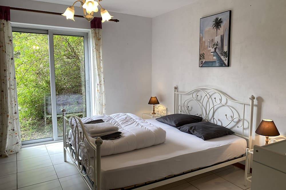 Villa Castanea in Genestelle, Parc naturel régional des Monts d'Ardèche