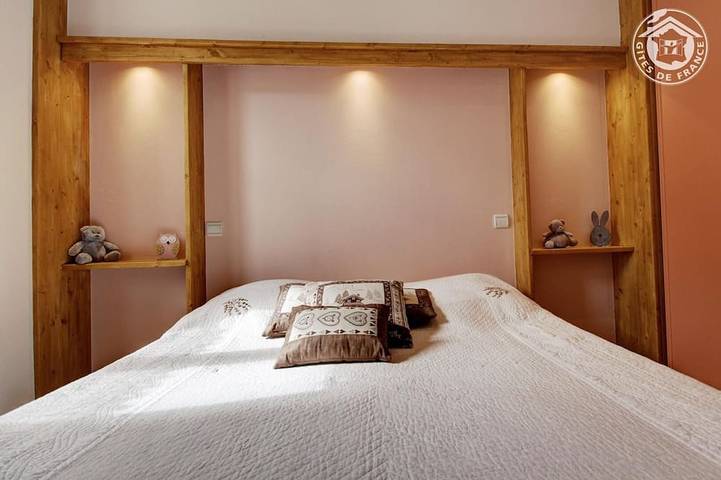 Location de vacances pour 6 personnes, avec jardin et terrasse dans Office De Tourisme De Flumet - 3