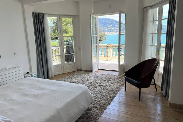 Villa pour 9 personnes, avec jacuzzi ainsi que jardin et terrasse à Roquebrune-Cap-Martin - 2