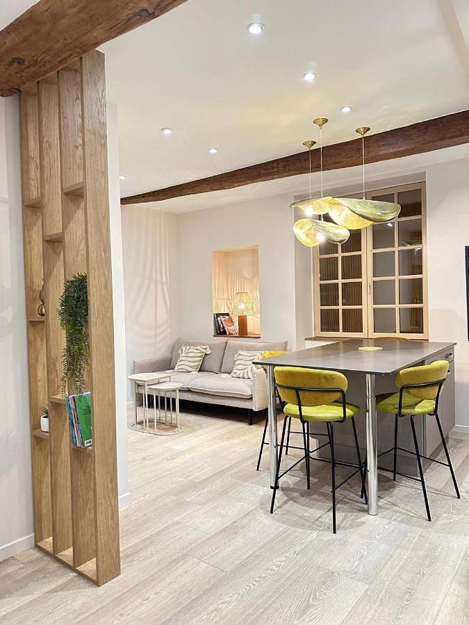 Appartement entier, La Nichée appartement 2 chambres in Trévoux, Ain