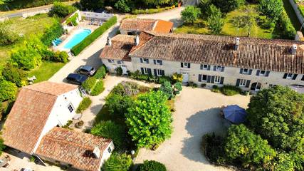Chambre d’hôte pour 2 personnes, avec piscine et jardin en Charente-Maritime