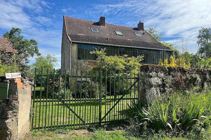 Location de vacances pour 6 personnes, avec jardin, animaux acceptés dans Burzy