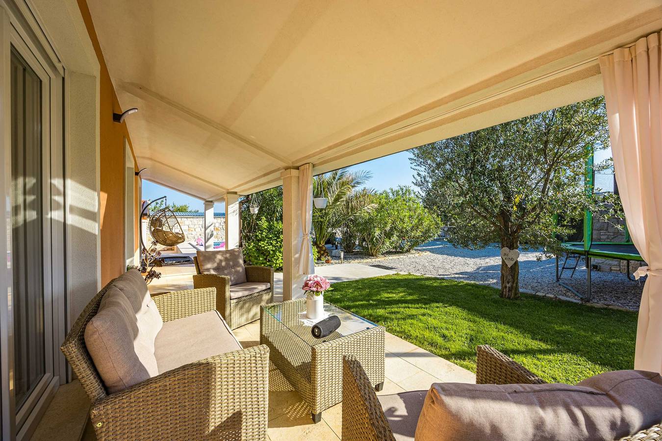 Holiday House Nives with pool and playground in Barban, Südküste Istrien