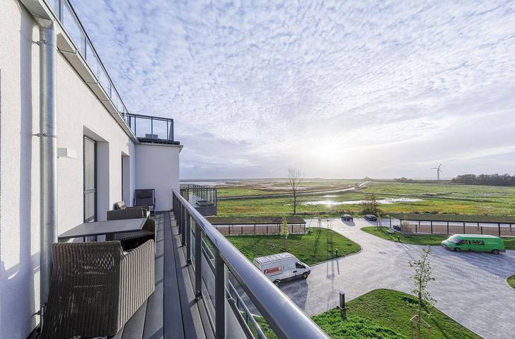 Ferienwohnung für 4 Personen, mit Seeblick und Sauna sowie Balkon in Wustrow