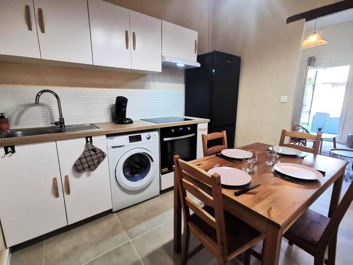 Gîte pour 5 personnes, avec terrasse à Miramas - 3