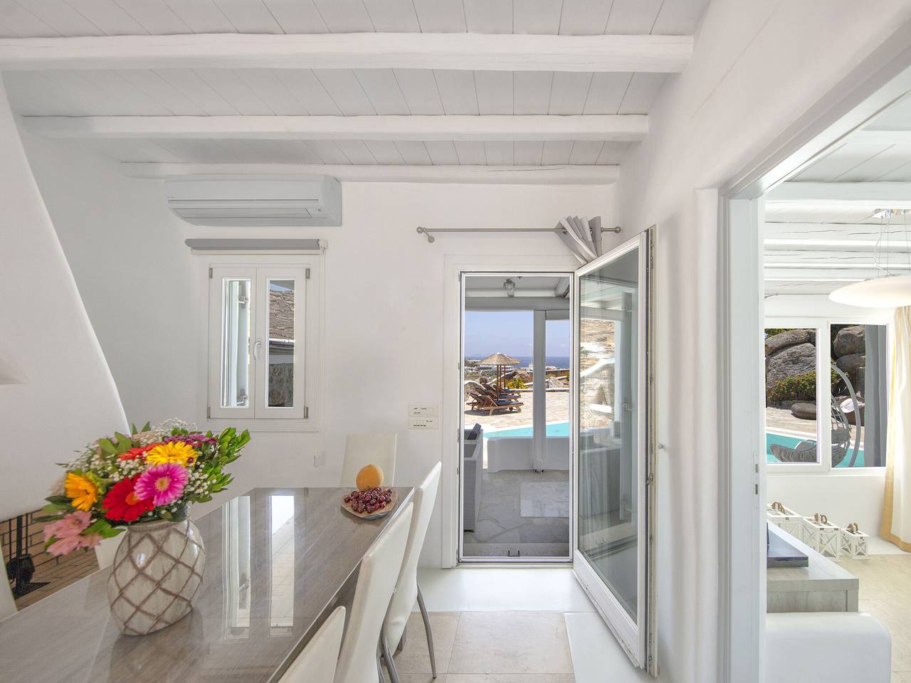 Villa a Mykonos con vista mare e piscina in Kalafati, Mykonos