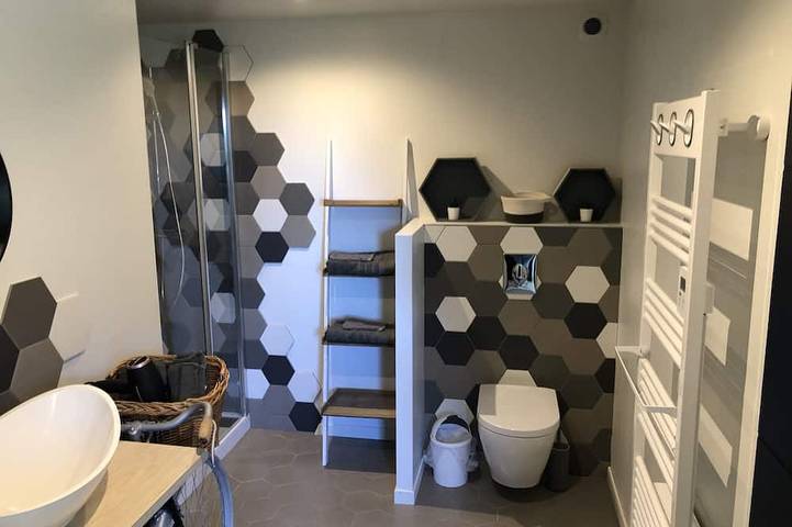 Location de vacances pour 4 personnes, avec sauna ainsi que jacuzzi et jardin à Baguer-Morvan - 4