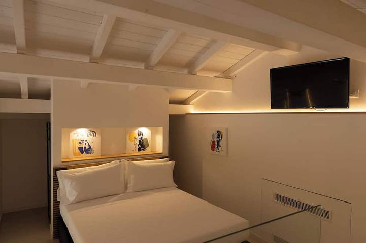 Appartement entier, Studio en mezzanine quadruple Deluxe avec terrasse in Bagheria, Province de Palerme