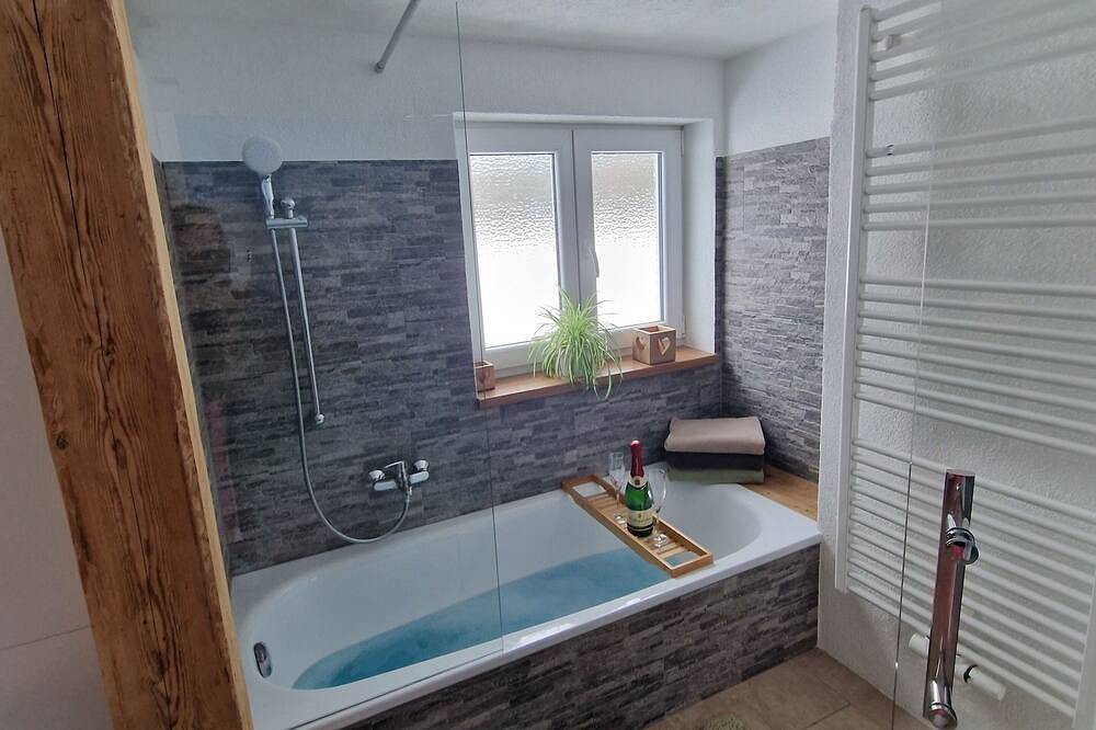 Ganze Wohnung, Sie suchen eine ruhige Ferienwohnung.\n Dies ist genau das Richtige für Sie. in Argenbühl, Region Bodensee-Oberschwaben