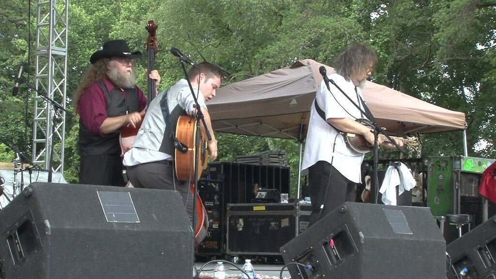 Log Cabin, 5 Meilen von der Stadt entfernt, aber sehr ländlich in Daniel Boone National Forest