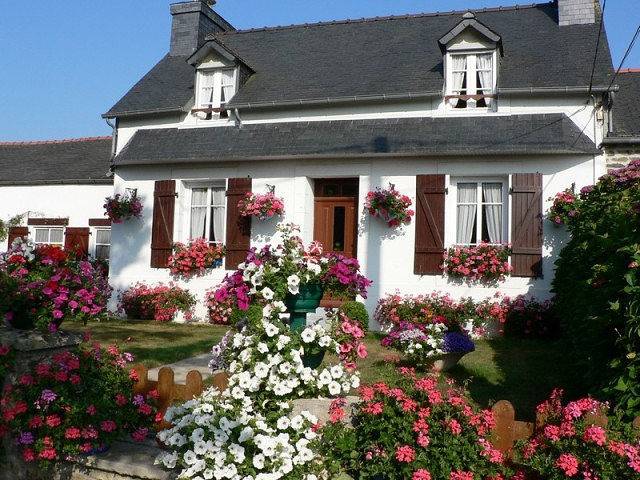 Gîte pour 4 personnes, avec terrasse et jardin