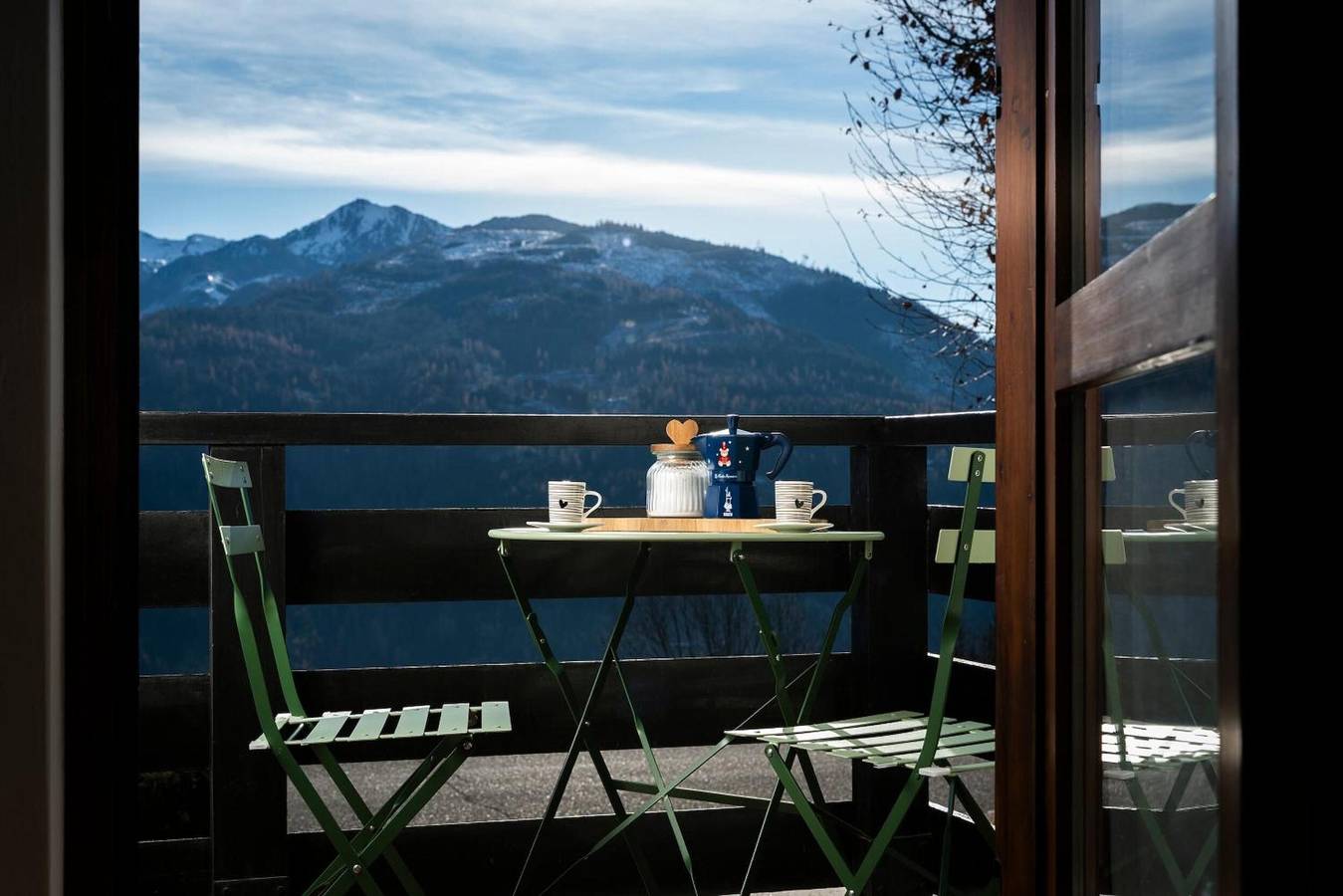 Entire apartment, Apartment 'Happiness 14' with Mountain View, Balcony and Wi-Fi in Villaggio Veronza, Ville di Fiemme