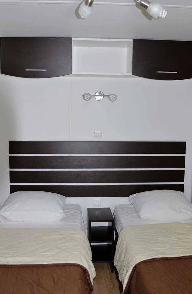 Camping 3 étoiles - ccaiiai in Labeaume, Ardèche