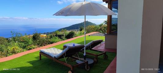 Finca für 4 Personen, mit Seeblick und Garten sowie Ausblick auf den Kanaren