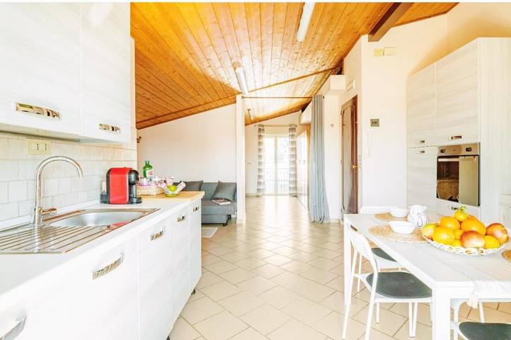 Apartamento de vacaciones para 5 personas, con balcón y vistas - 1