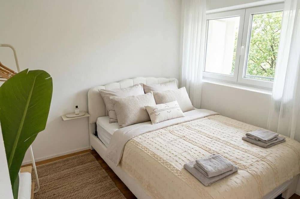 Ganze Wohnung, Riverfront Apt | Balcony | Zurich Airport | Wifi in Opfikon, Zürich Voralpen