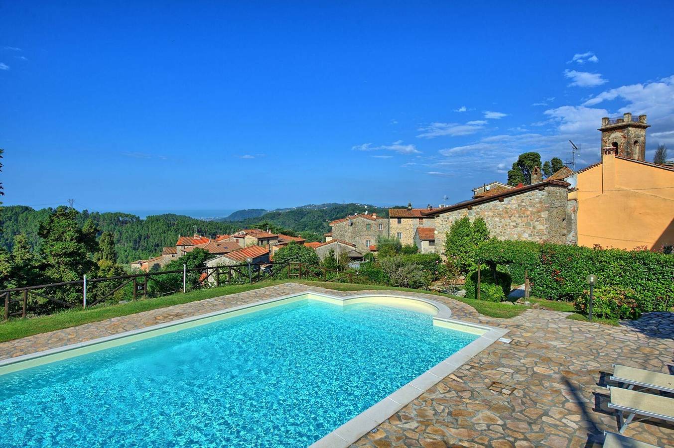 Il Gualdo - Paggio in Massarosa, Italian Riviera