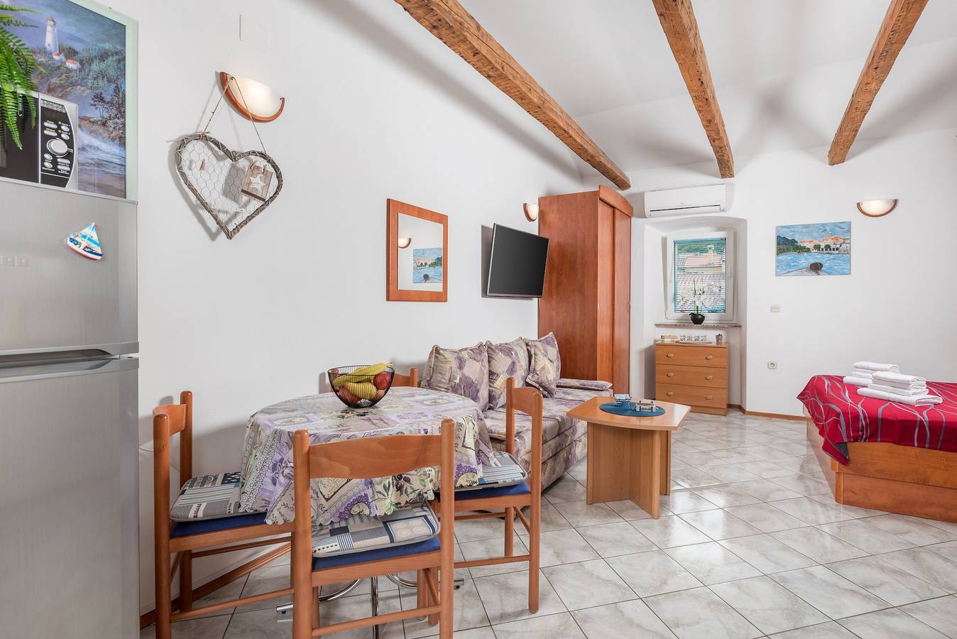 Ganze Wohnung, Studio Appartement mit Terrasse und Meerblick Punat, Krk -a in Punat, Krk