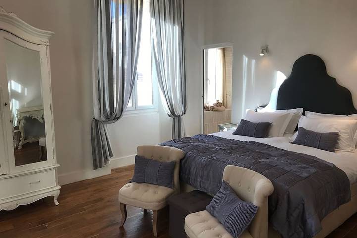 Gîte pour 11 personnes, avec jardin dans Office de Tourisme de Cannes - 3