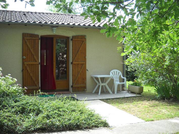 Gîte pour 3 personnes, avec jardin ainsi que terrasse et piscine, animaux acceptés dans le Tarn-et-Garonne - 3