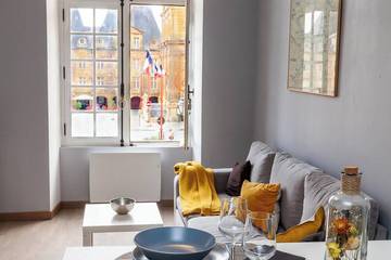 Gîte pour 4 personnes dans Place Ducale Charleville Mezieres