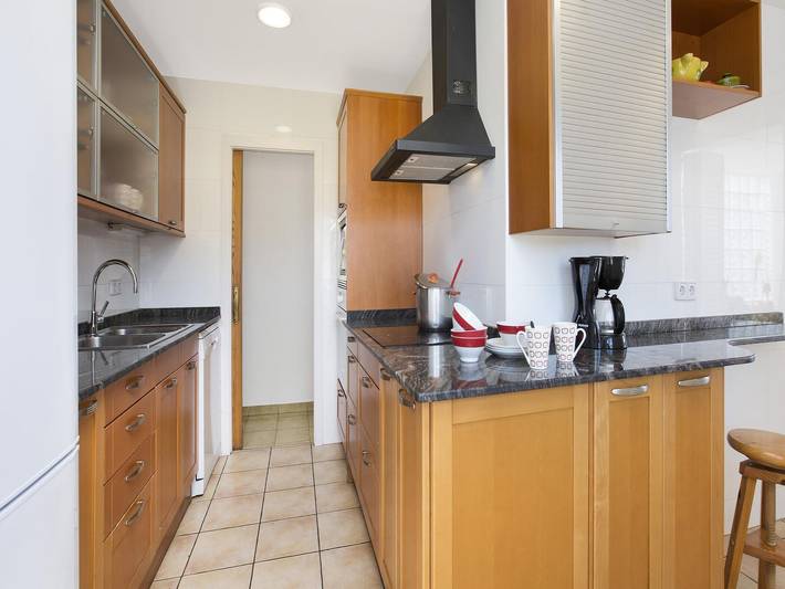 Casa rural para 10 personas, con Terraza además de Jardín y Piscina en Selva - 4