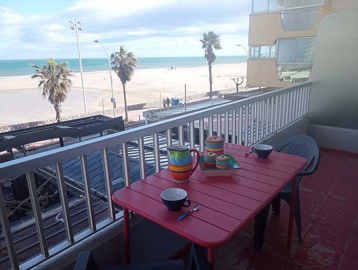 Gîte pour 4 personnes, avec balcon dans Casino Du Canet En Rousillon