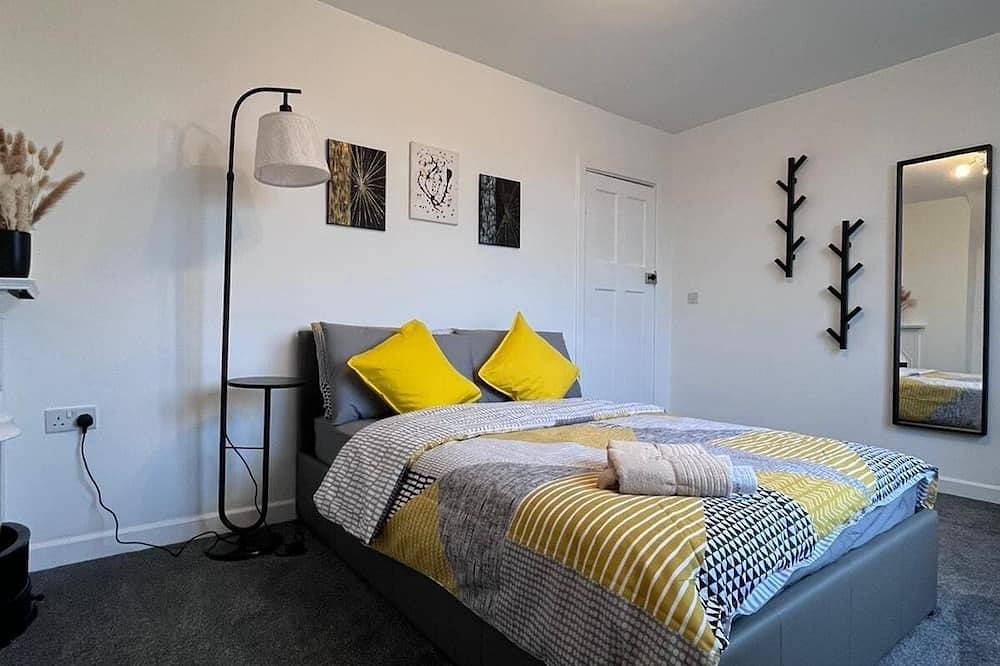 Two Bed Villa Notts for families and professionals in Nottingham, East Midlands