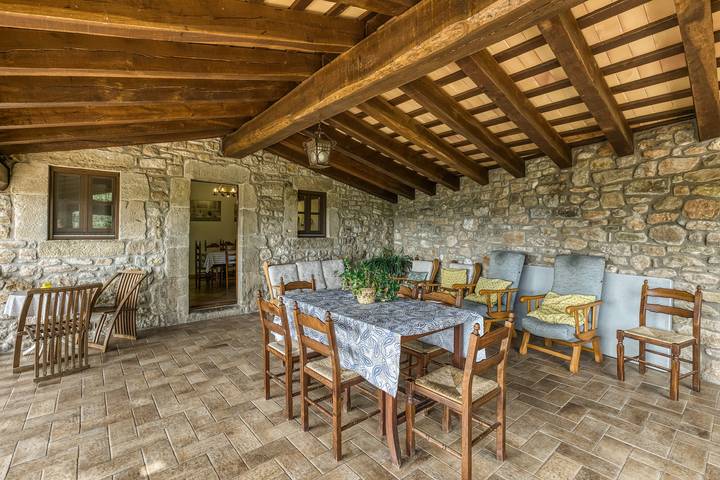 Casa de vacaciones para 31 personas, con jardín, Se admiten mascotas en Pla de l'Estany - 4
