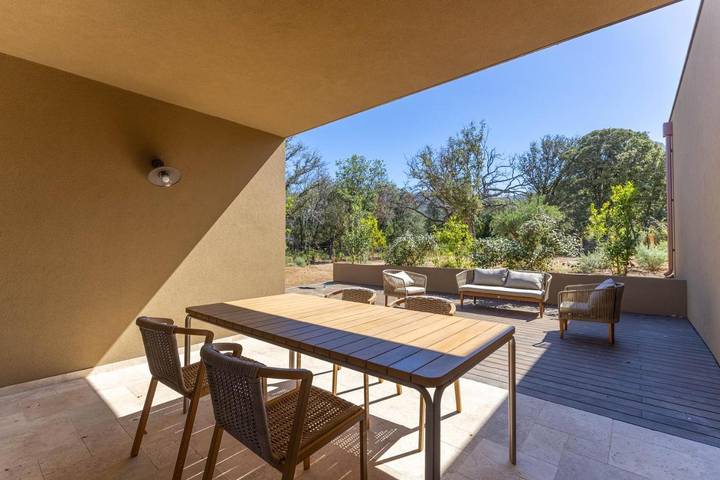 Gîte pour 4 personnes, avec Terrasse ainsi que Jardin et Vue dans Pigna - 2
