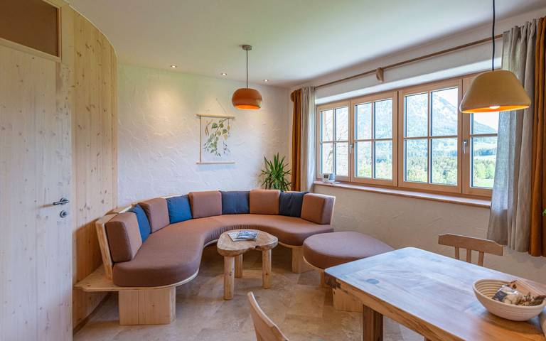 Ganze Ferienwohnung, Appartement mit seperatem Schlafzimmer in Grundlsee, Salzkammergut