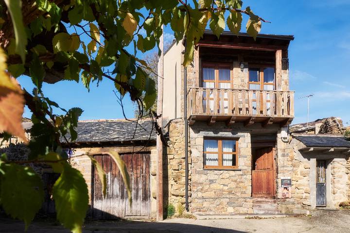 Casa de vacaciones para 10 personas, con Balcón y Jardín en Sanabria (Zamora)