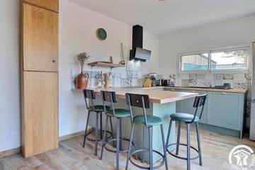 Gîte pour 4 personnes, avec jardin et terrasse à Campénéac