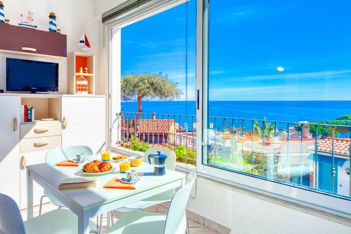 Ferienwohnung für 4 Personen, mit Garten in Diano Marina Gemeinde