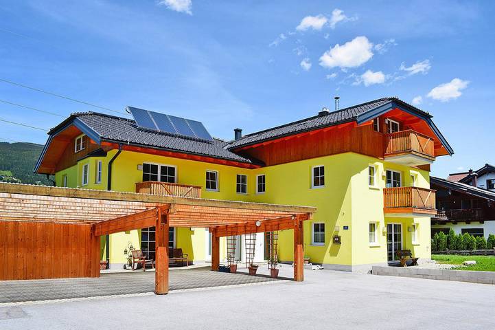 Ferienwohnung für 4 Personen, mit Balkon und Balkon/Terrasse sowie Terrasse und Sauna in Altenmarkt im Pongau
