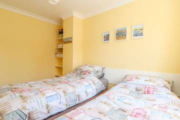 Holiday Home for 6 People in Cornwall, Photo 4