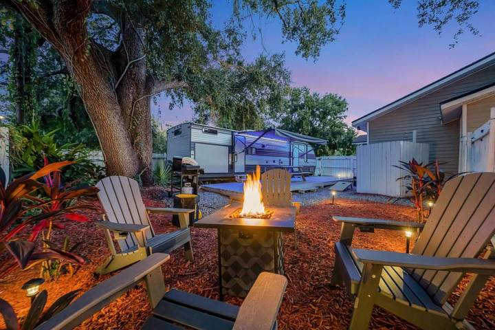 Bungalow für 5 Personen, mit Terrasse und Garten, mit Haustier in Tampa